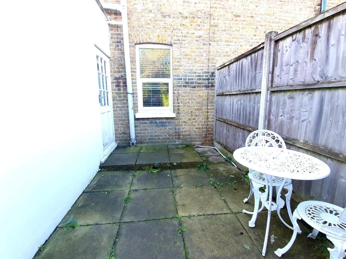 Wimbledon Ideal 1 Bedroom Ground Floor Apartment With Garden London Exterior photo